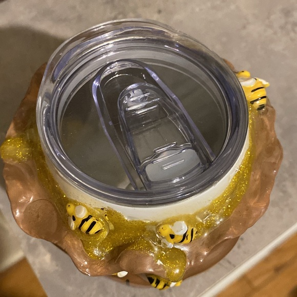 Handmade Hunny Bees Tumbler - Picture 7 of 7